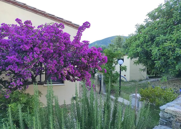 Sa Teria Village Konukevi Tertenìa